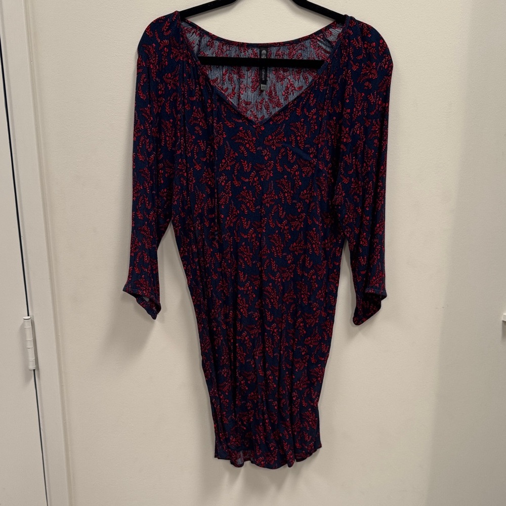 Women's Navy and Red Patterned Swim Coverup
